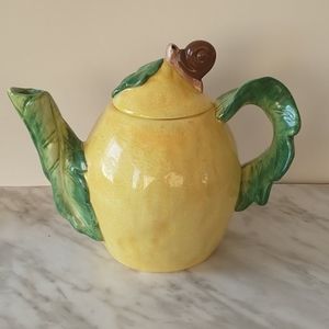 Stokes Yellow & Green tea pot